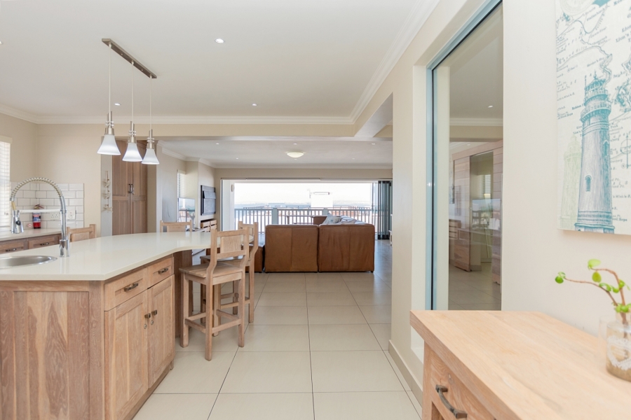5 Bedroom Property for Sale in Paradise Beach Western Cape
